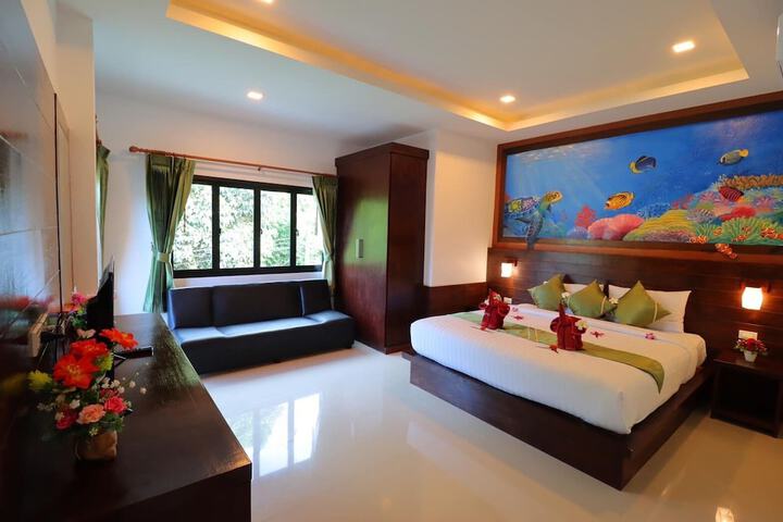 Room 27 of 68