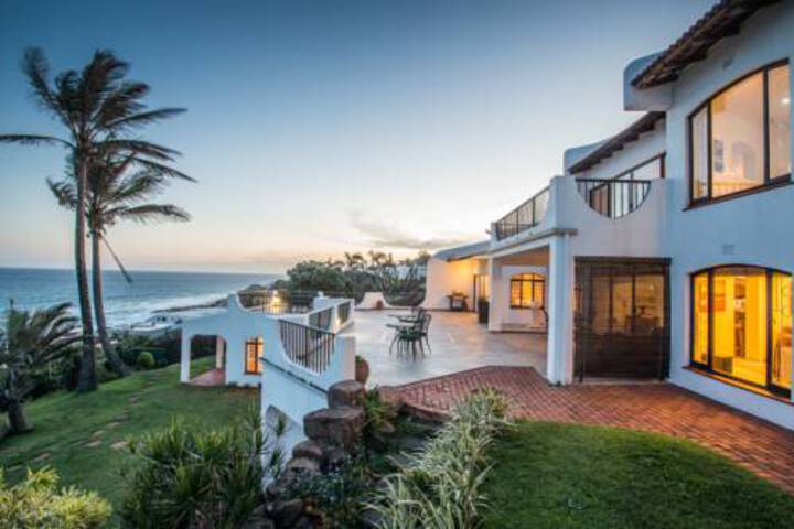 LALARIA OCEAN VILLA