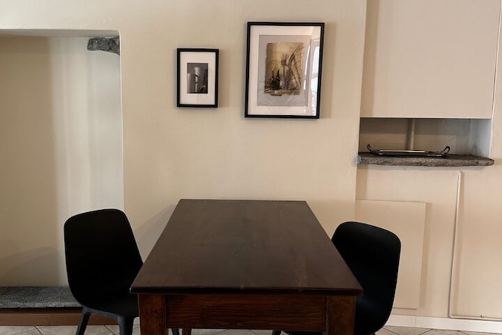 Room 98 of 140