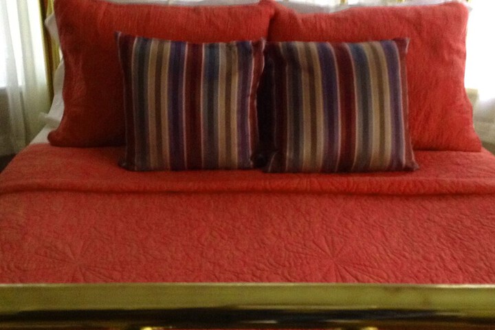 Room 3 of 57