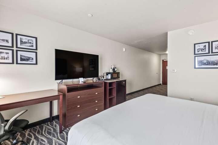Room 12 of 72