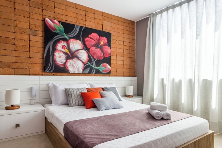 Room 10 of 46