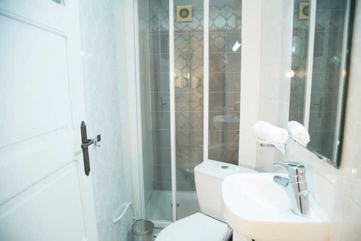 Room 20 of 20