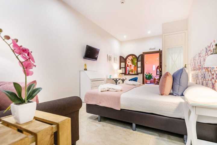 Room 42 of 67