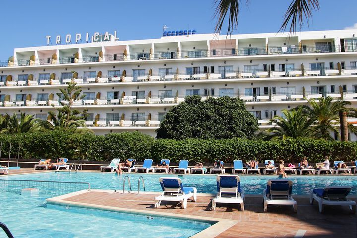 Pool Hotel