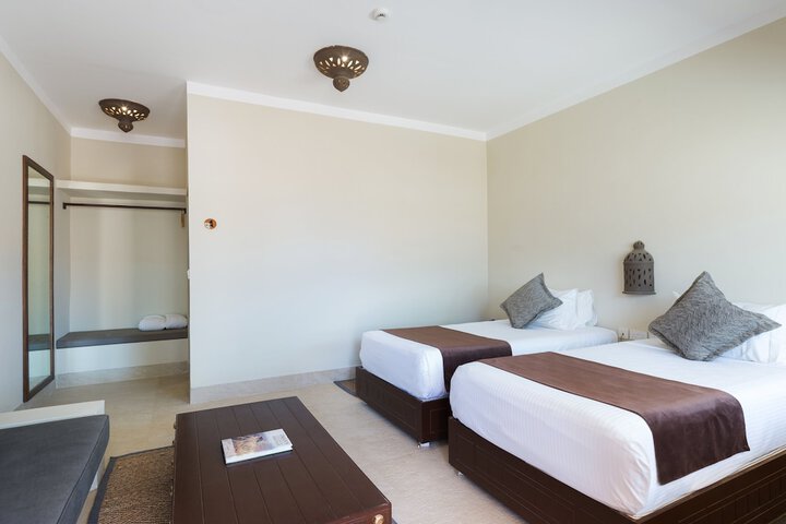 Room 3 of 51