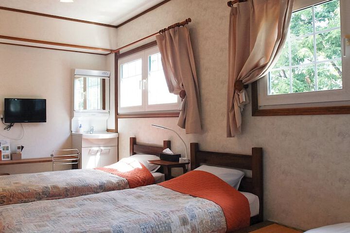 Room 20 of 84