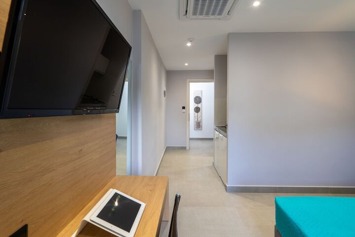 Room 15 of 55