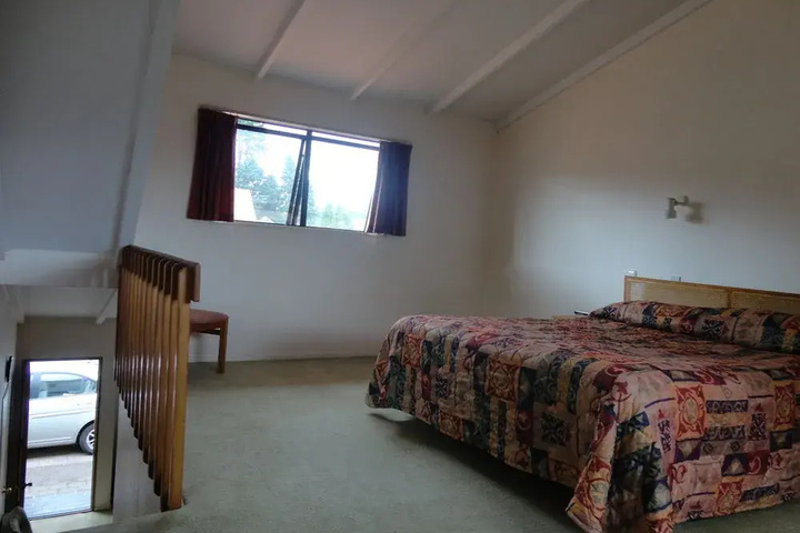 Room 3 of 19