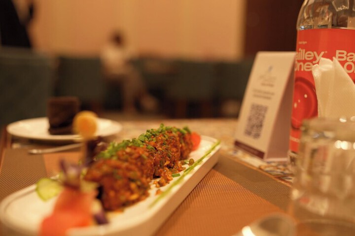 Dining 47 of 87