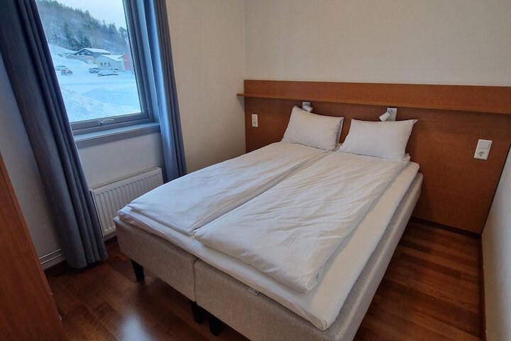 Room 10 of 40