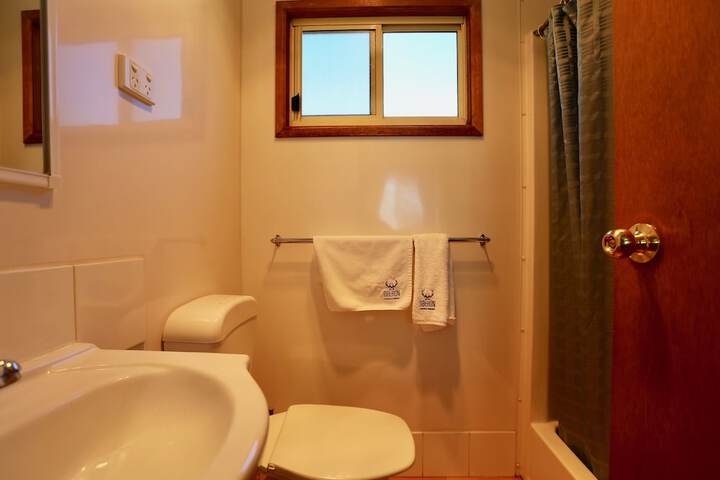 Room 37 of 53