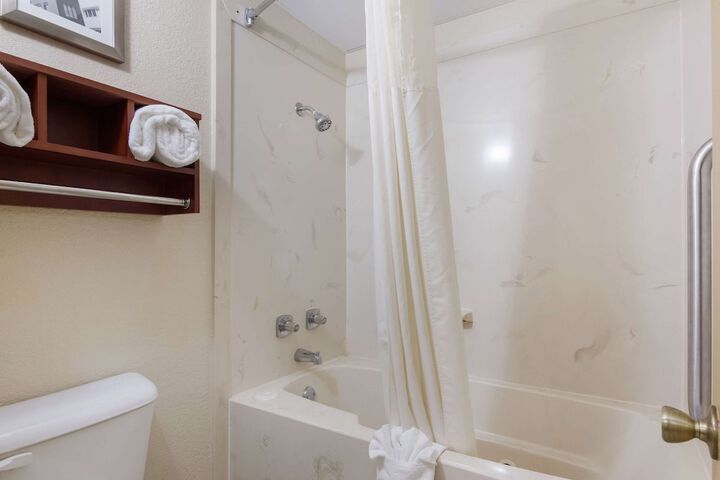 Clean Restrooms