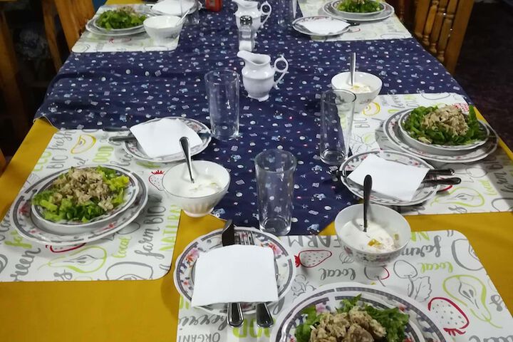 Dining 17 of 28