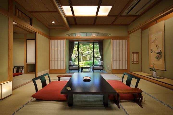 Room 5 of 54
