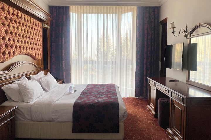 Room 48 of 141