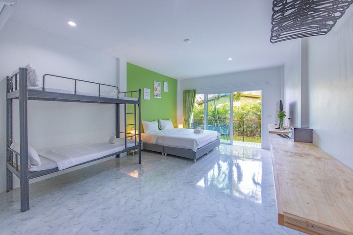 Room 8 of 29