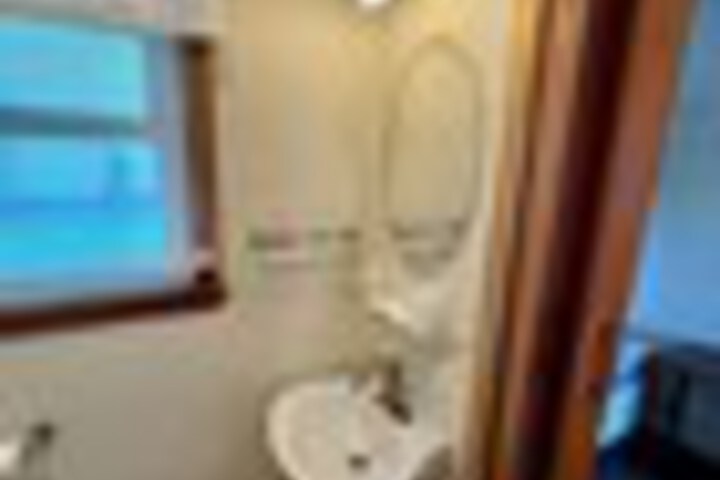 Room 47 of 102