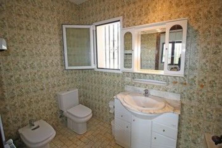 Room 2 of 24