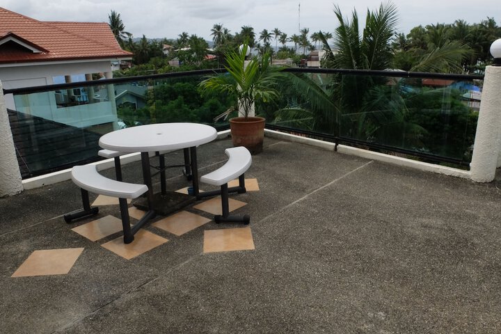 Terrace/Patio 58 of 60