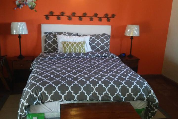 Room 8 of 39