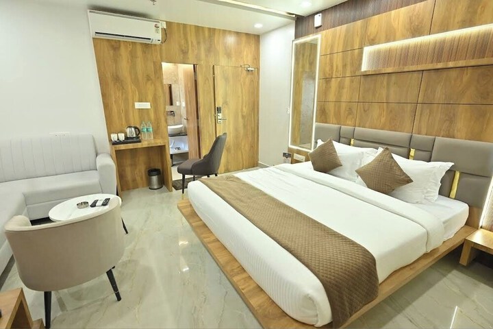 Hotel 33 of 50