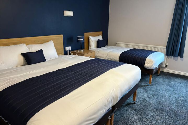 Room 10 of 31