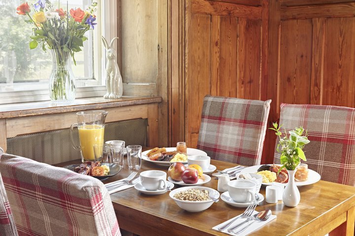 Breakfast/Coffee Service 34 of 40