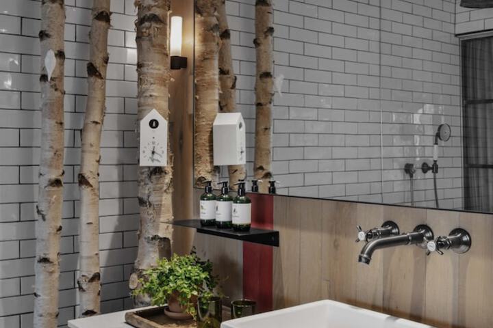 Bath Interior