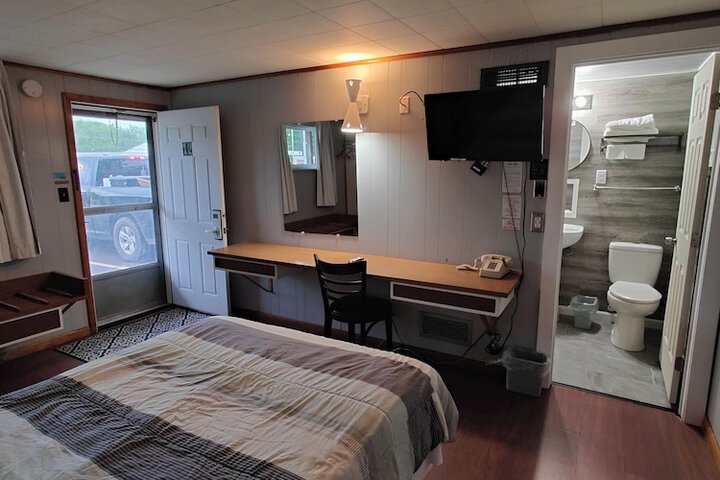 Room 36 of 49