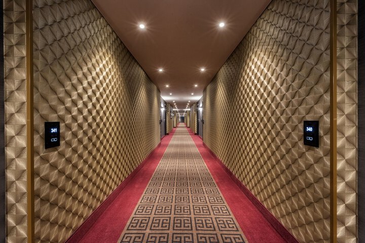 Room 70 of 173