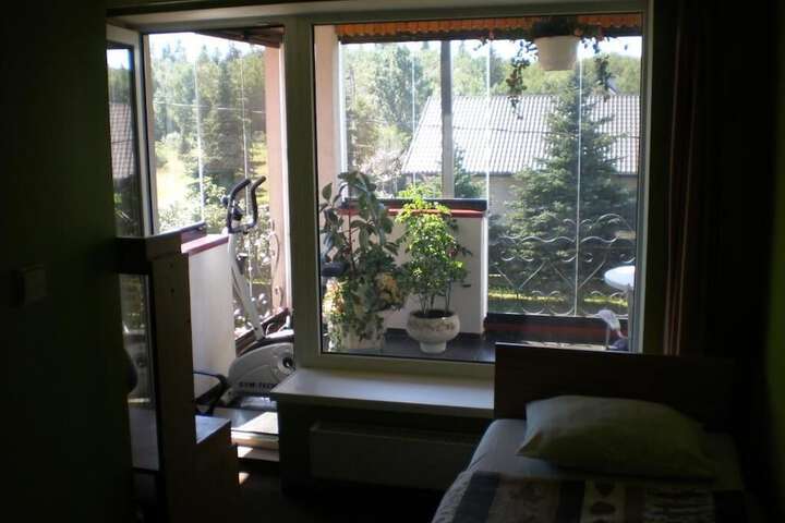 Room 8 of 62