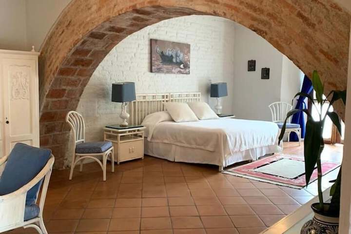 Room 10 of 41