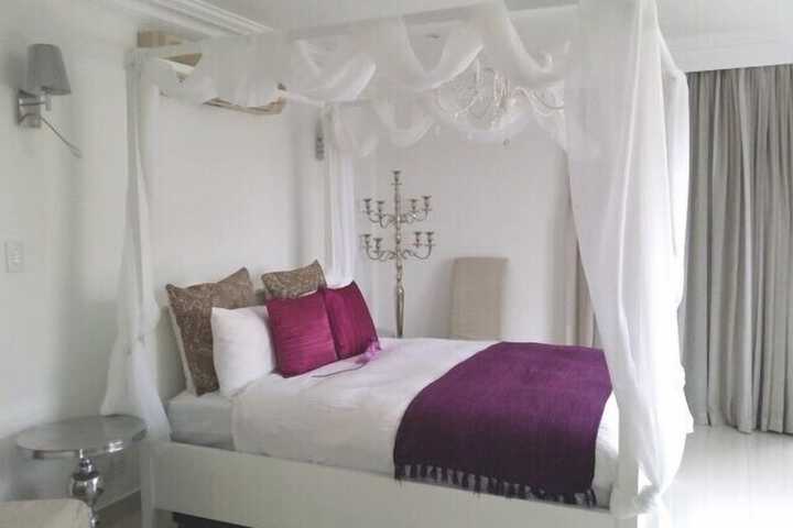 Room 16 of 40