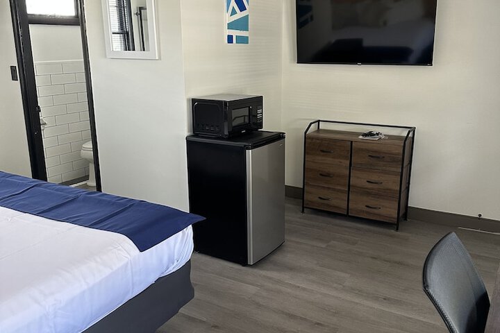 Single Room (6 of 8)