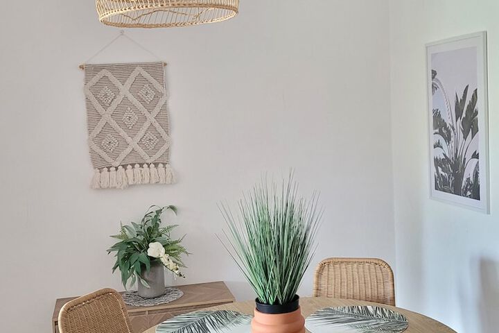 Room 14 of 26