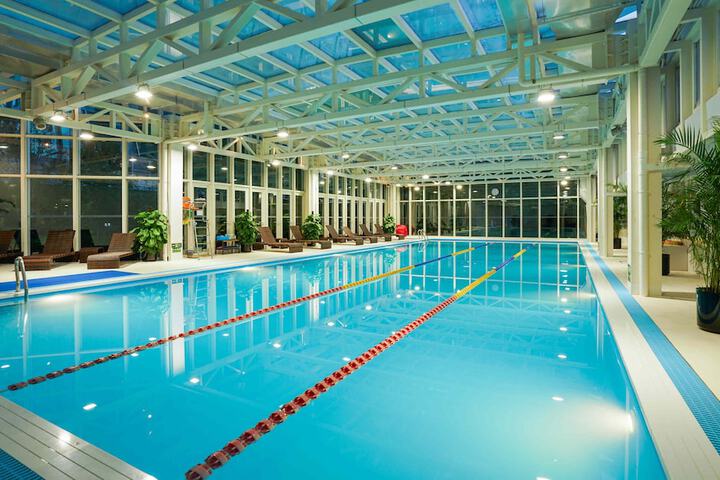 Pools & Facilities