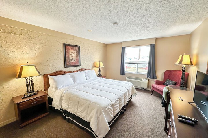 Room 5 of 34