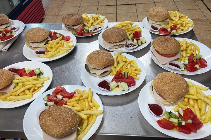 Dining 43 of 76