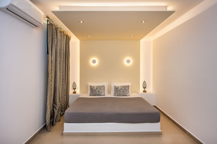 Room 7 of 116