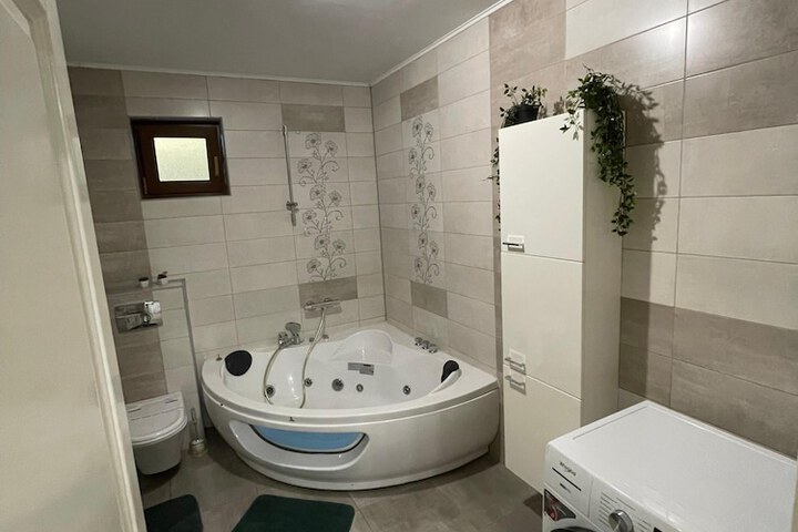 Room 25 of 57