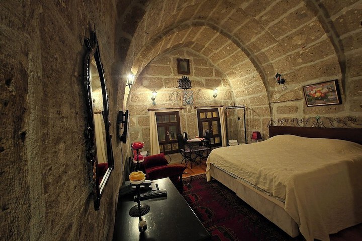 Room 157 of 578