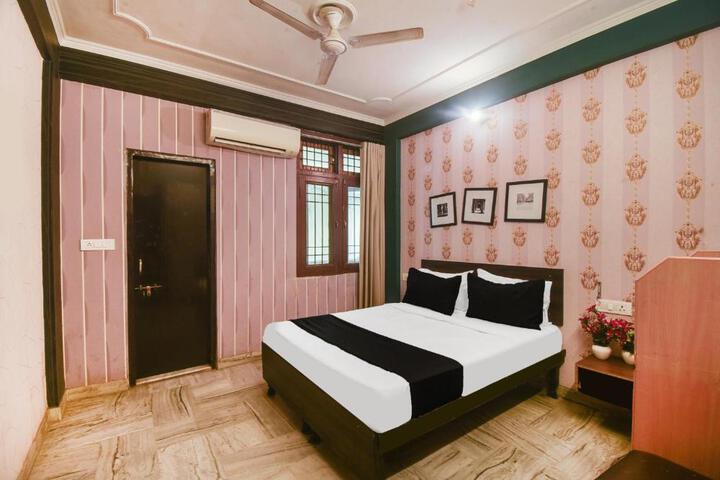 Hotel O Gangashrey