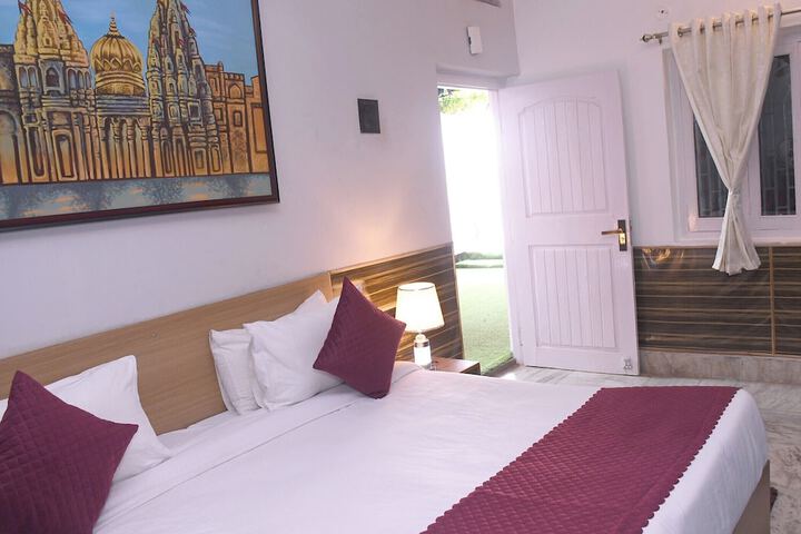 Room 5 of 29