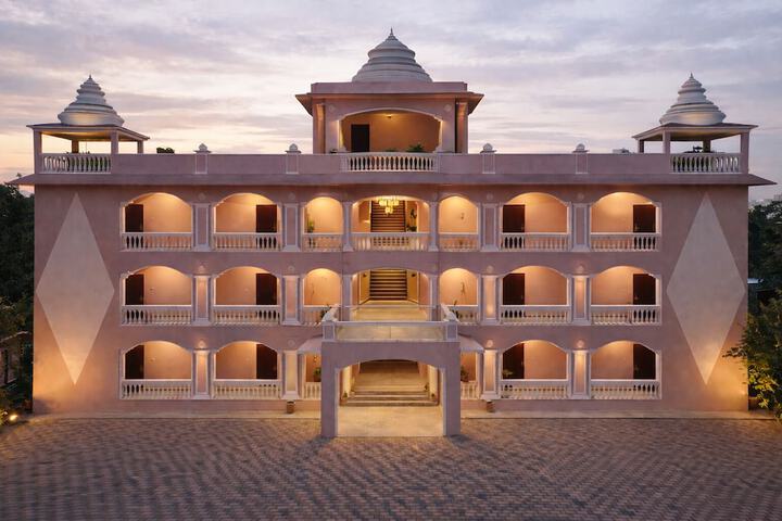 Gangabagh by Divine Trails - Hotel Near Har Ki Pauri Haridwar in Haridwar