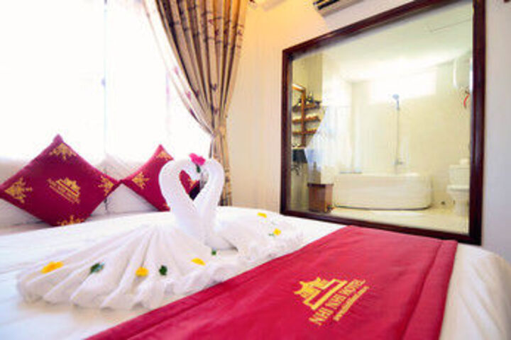Hotel Suite Photo