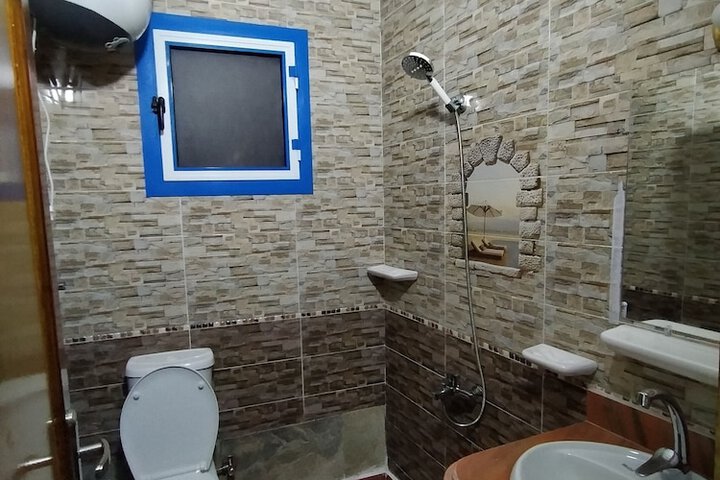 Room 15 of 22