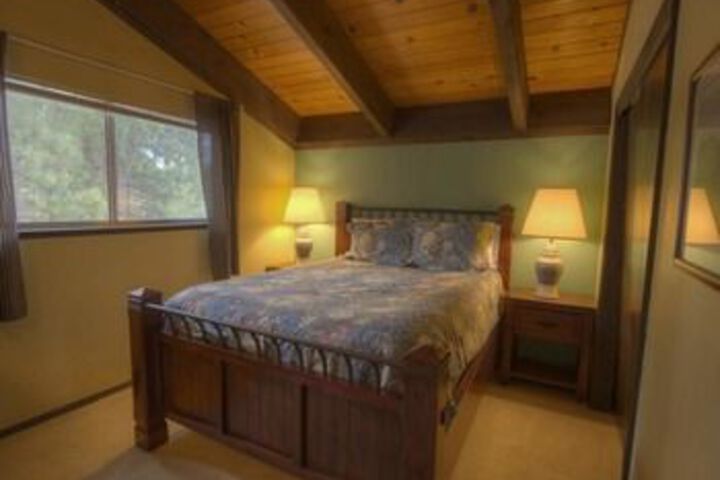Room 6 of 20