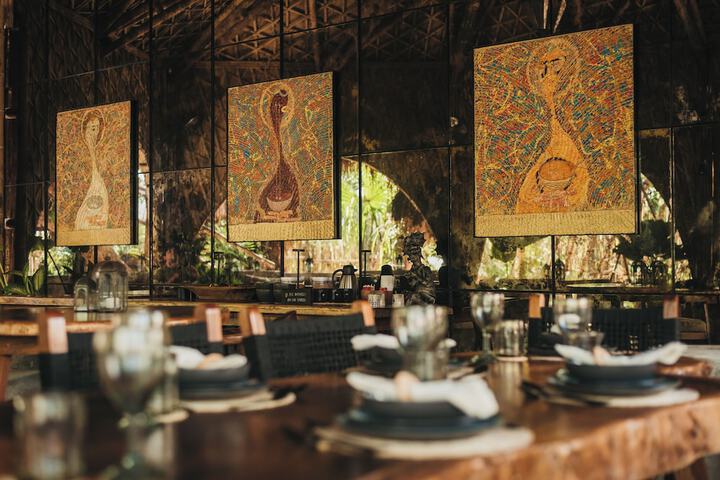 Dining 55 of 67