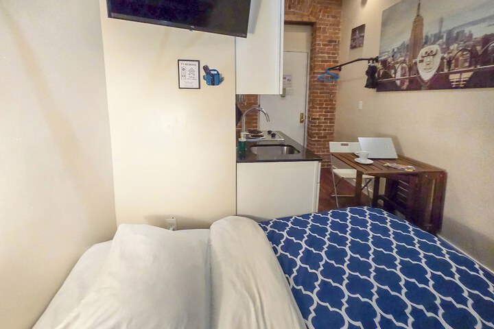 Room 113 of 268